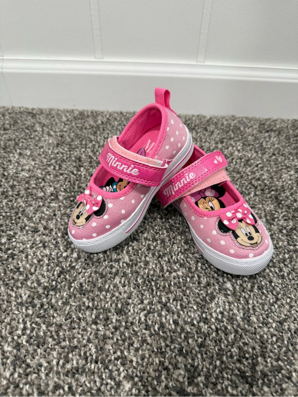 Disney Minnie Mouse Polka Dot Mary Jane Kids Shoes